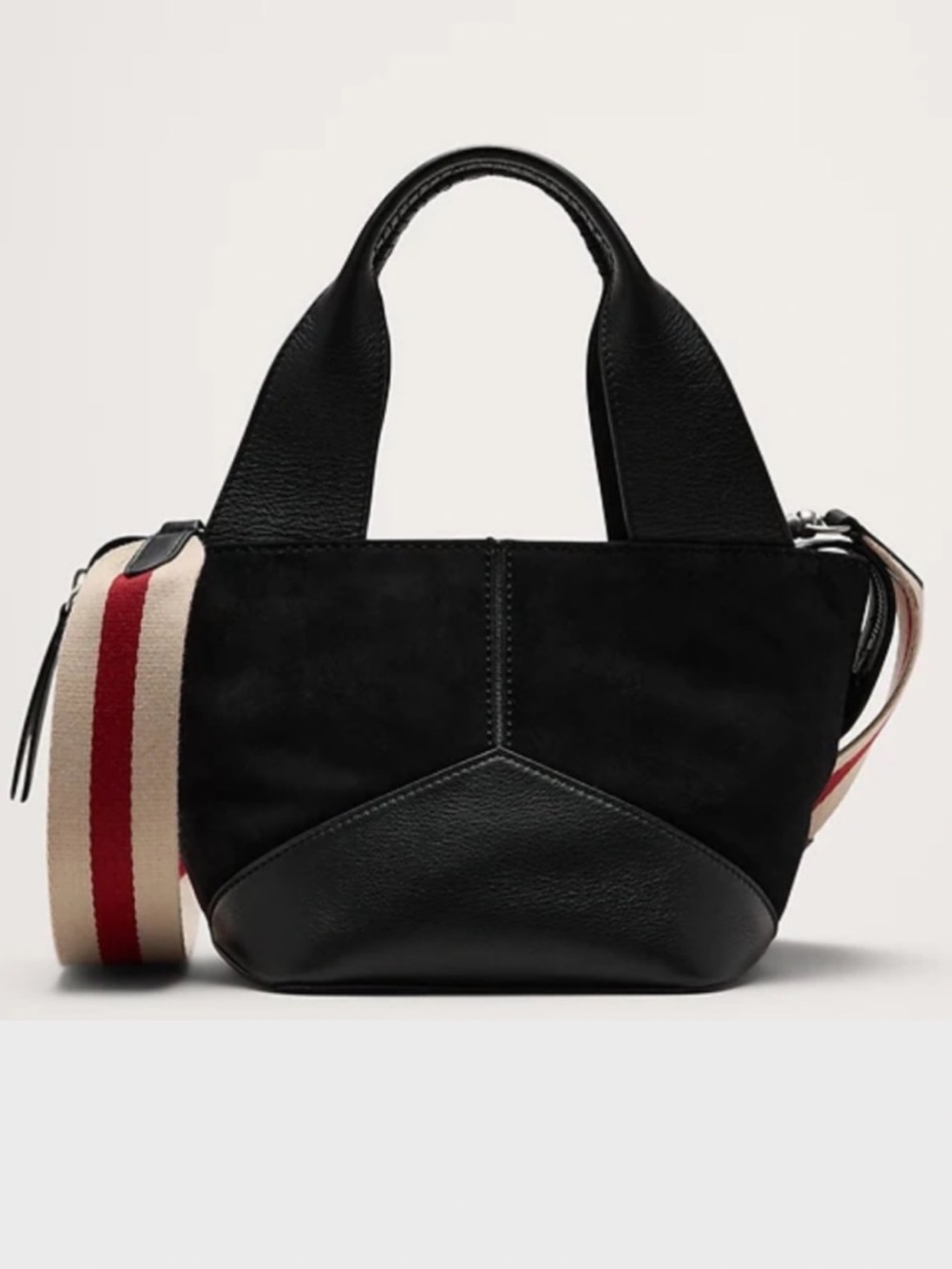 Banana Republic tote/crossbody
Italian leather and Suede